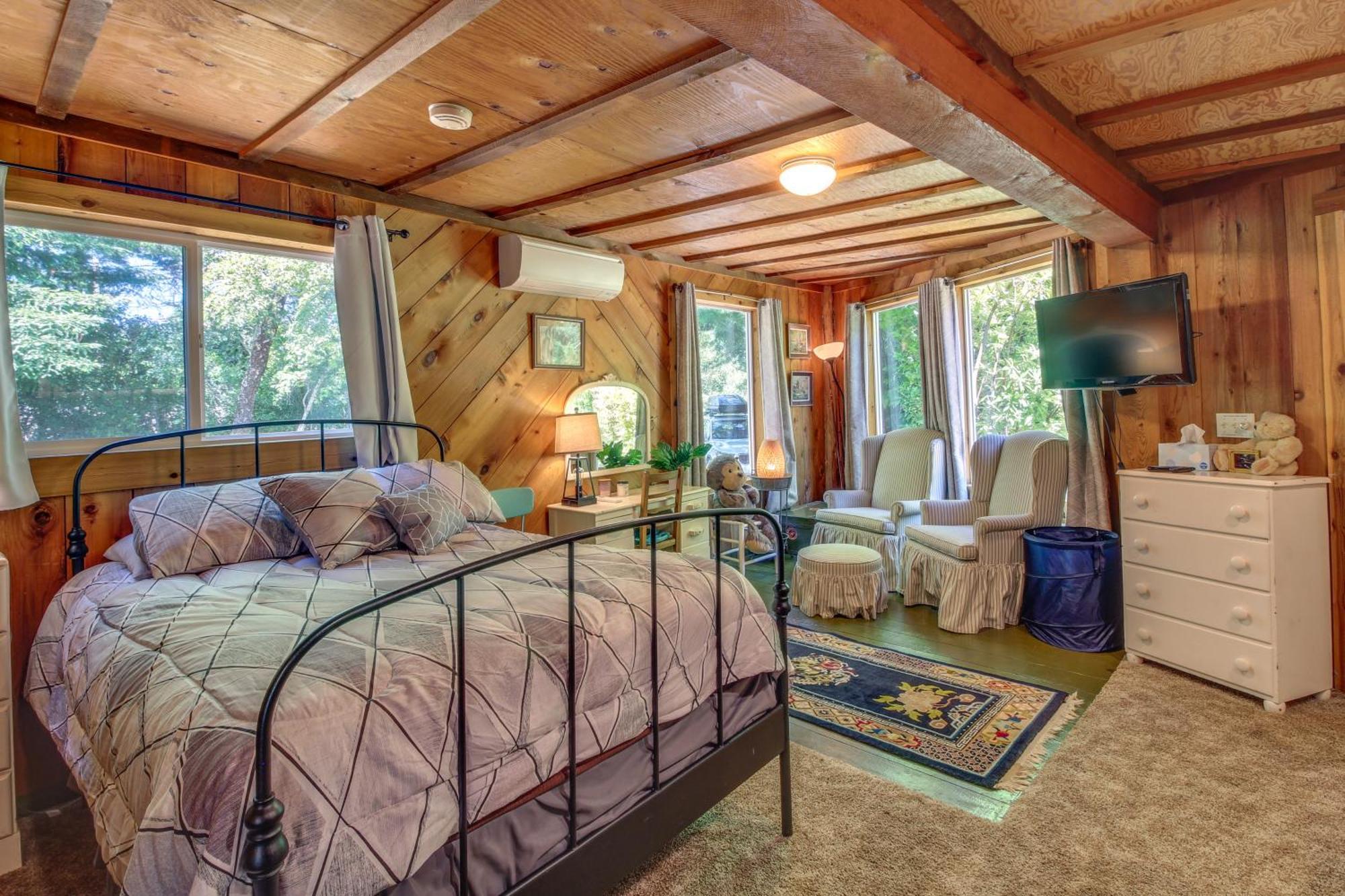 Rustic Bandon Log Cabin On 5 Acres Of Woodlands! Dış mekan fotoğraf
